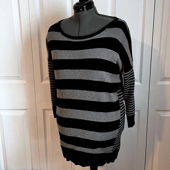 Loft Sweater Dress Tunic - Picture 1 of 9